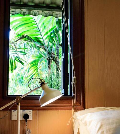 בקתת חדר, Carpe Diem Orchard Home