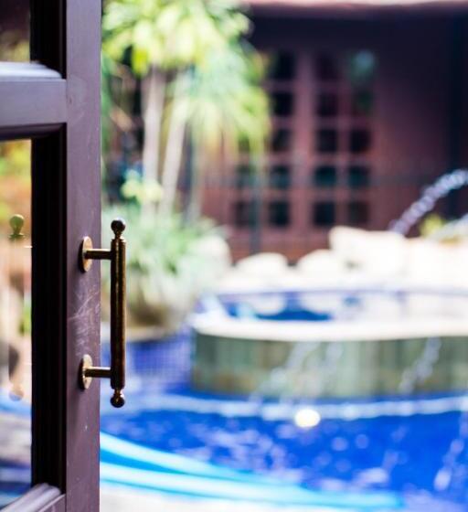 סוויטה אקזקיוטיב, Carpe Diem Orchard Home