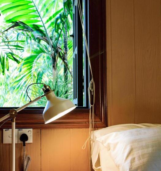 בקתת חדר, Carpe Diem Orchard Home