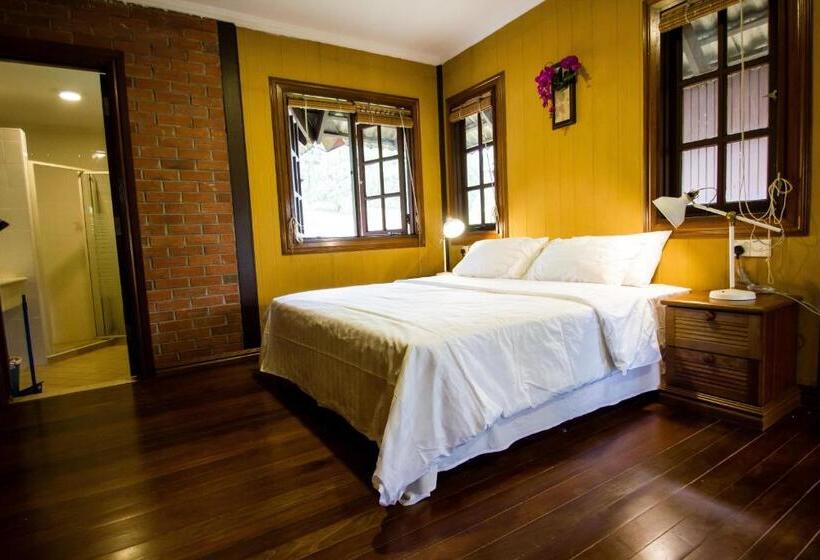 בקתת חדר, Carpe Diem Orchard Home