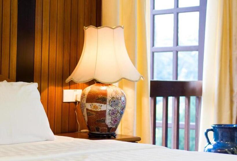 סוויטה אקזקיוטיב, Carpe Diem Orchard Home