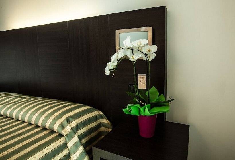 חדר סטנדרט, Davide