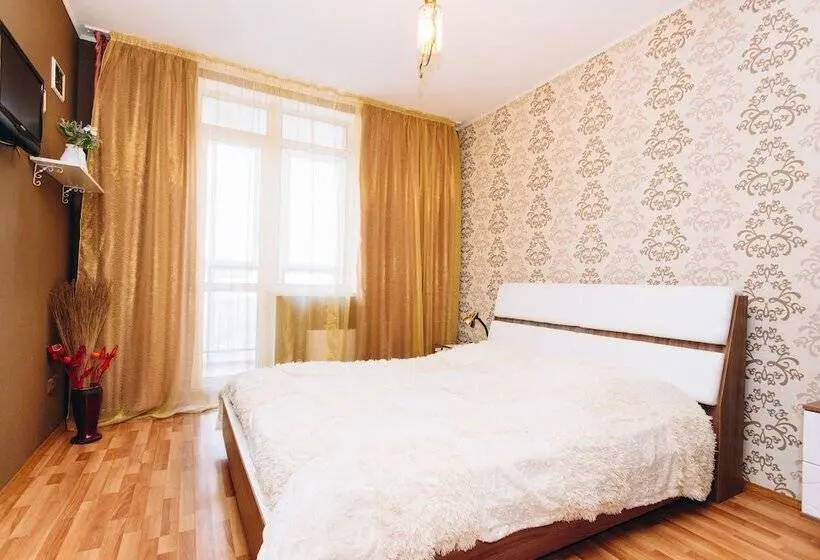１ベッドルームのコンフォーとアパートメント, Guest House Alesia