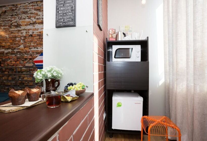 스탠다드 스튜디오, Guest House Alesia