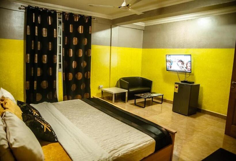 اتاق سوپریور با تخت بزرگ, Homey Lodge