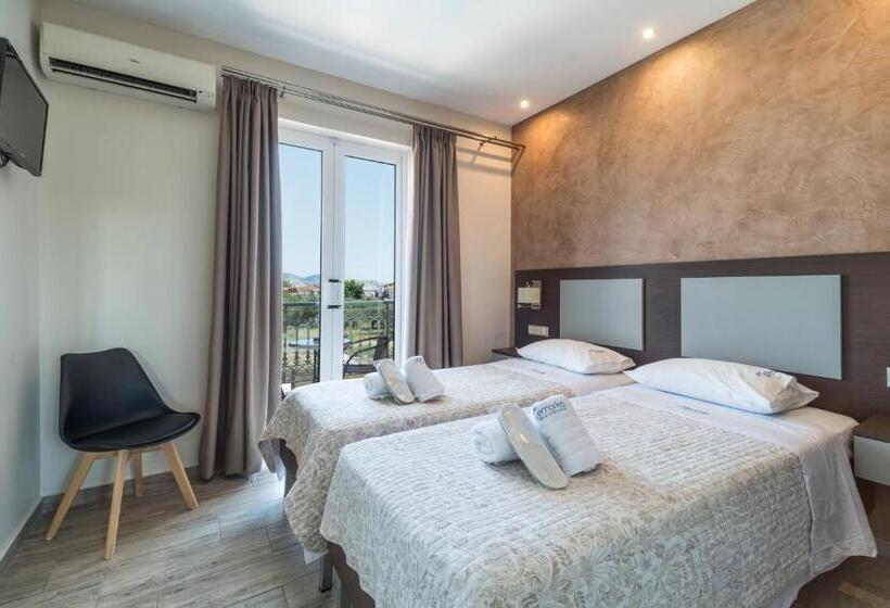 Deluxe Suite King Bed, Memories Apartments