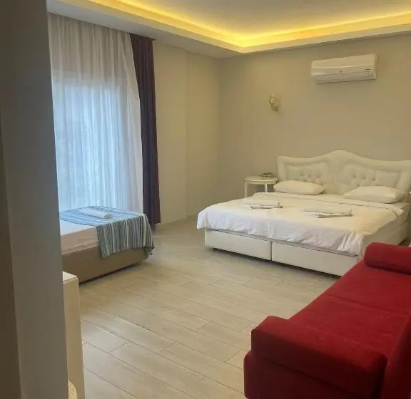 庭の見えるスタンダードトリプルルーム, Serin Otel