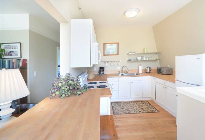 스위트, The Springwater Bed And Breakfast