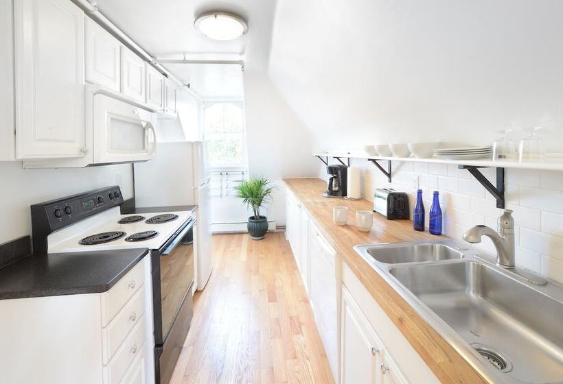 스위트, The Springwater Bed And Breakfast