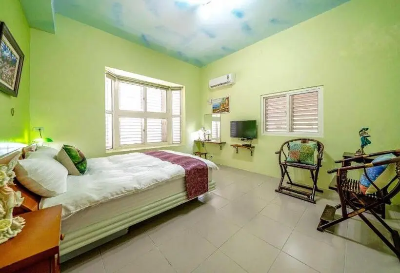 اتاق استاندارد, Yi Jing B&b