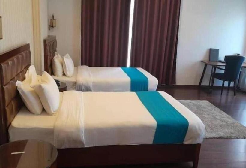اتاق سوپریور با چشم‌انداز شهر, Bhutan Boutique Residency