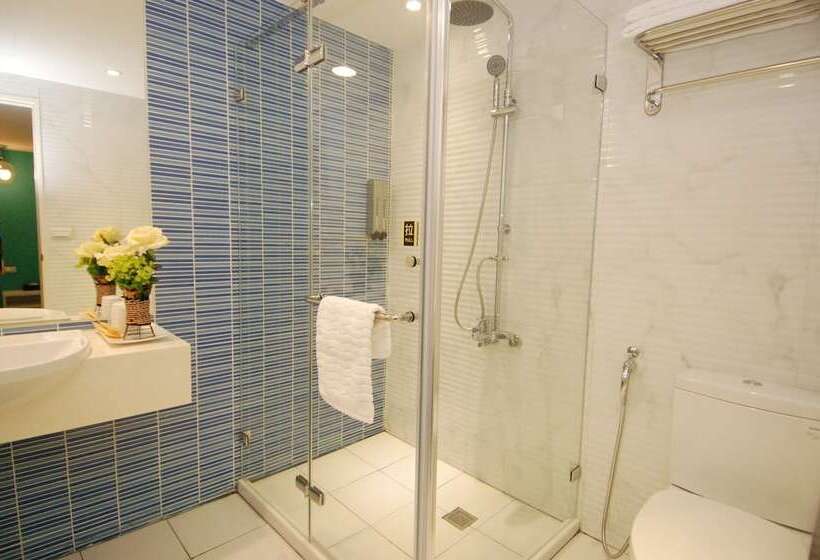 اتاق اکونومی, Season 5 Inn