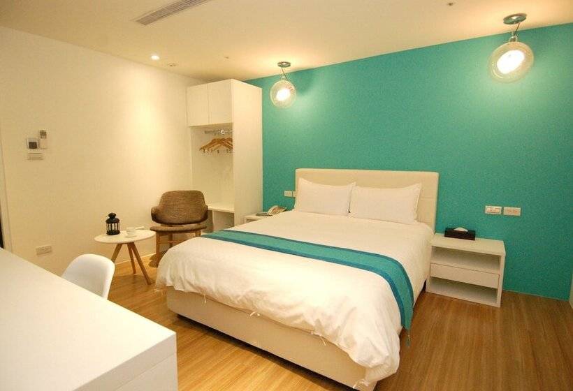 اتاق اکونومی, Season 5 Inn