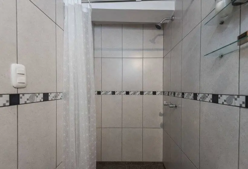ファミリールーム, Pension Sanbleña B&b