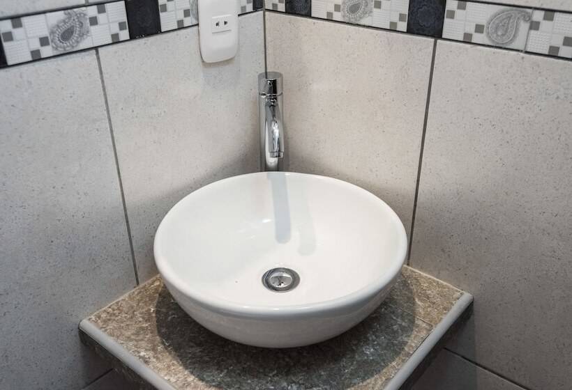 اتاق استاندارد, Pension Sanbleña B&b