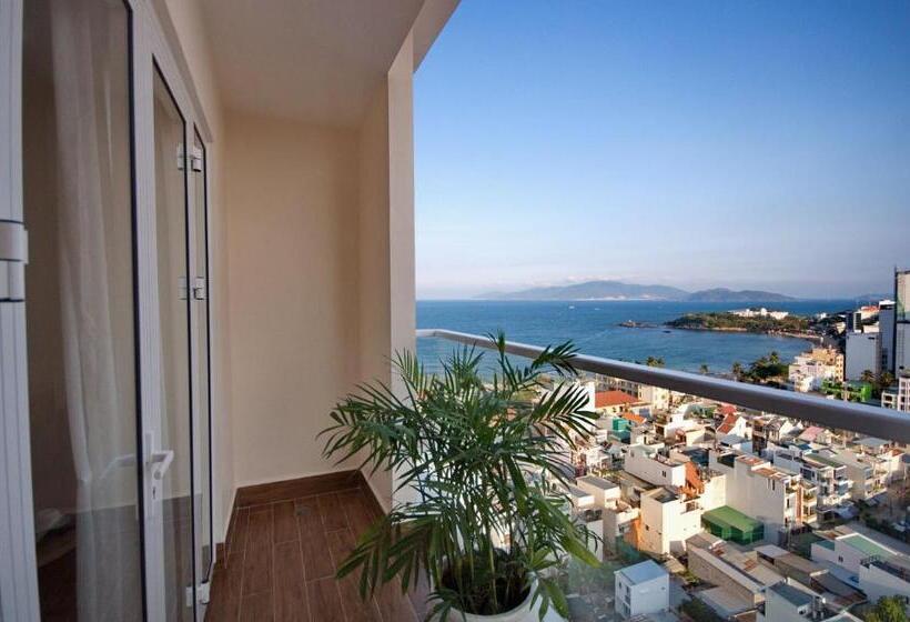 سوییت با چشمانداز دریا, Gibson Hotel Nha Trang