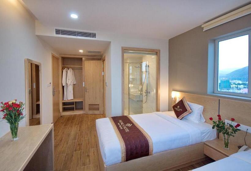 اتاق لوکس با چشم‌انداز دریا, Gibson Hotel Nha Trang