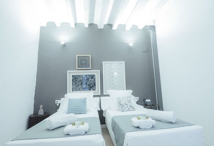 اتاق استاندارد چهار تخته, Boutique Alicante Palacete S.xvii Adults Only