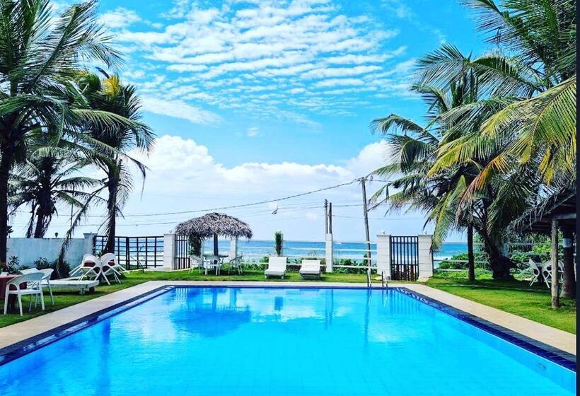 经济型家庭间, Crystal Resort Dickwella