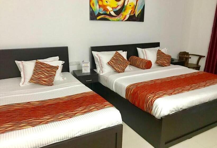 经济型家庭间, Crystal Resort Dickwella