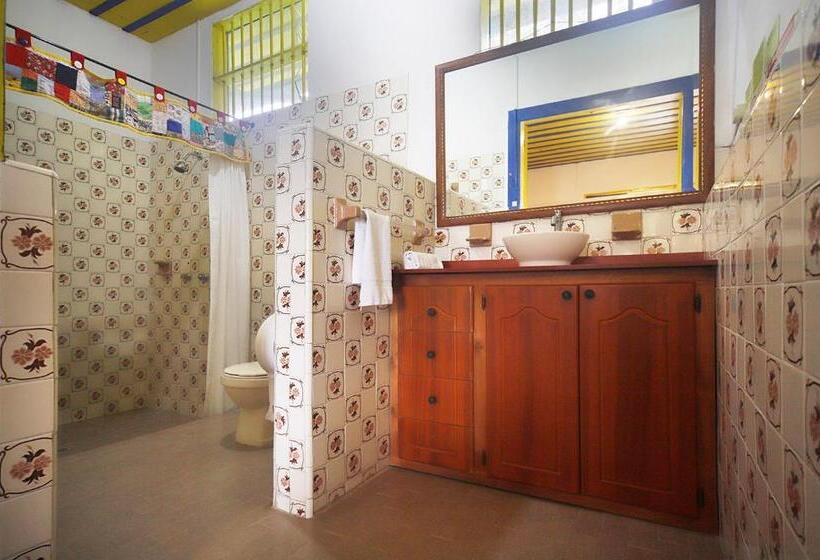 Quarto Familiar, El Rancho De Salento
