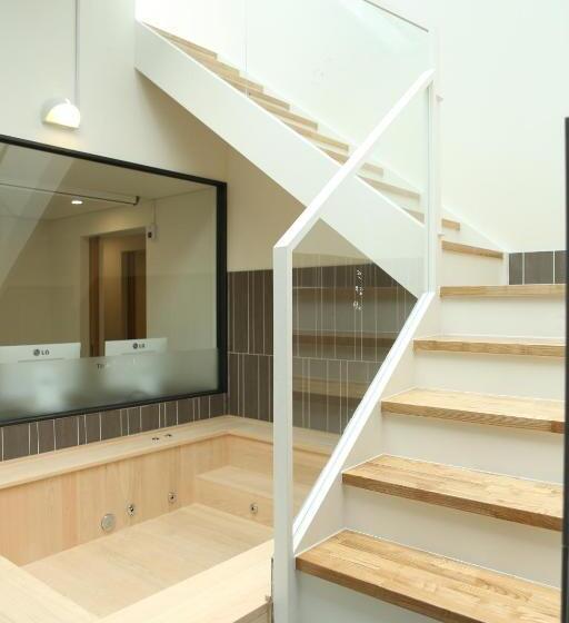 Suíte, Jerry S Planet