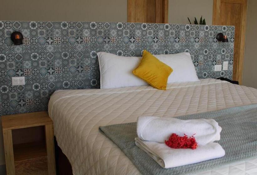 جناح سرير كينج, Los Mangos El Salvador