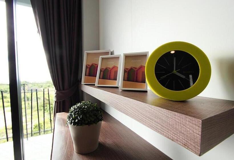 חדר סופריור, The Wind