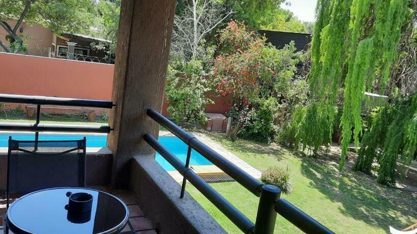 سوییت با چشمانداز استخر, Casa Lopez