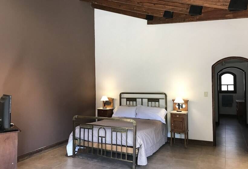 اتاق لوکس, Casa Lopez