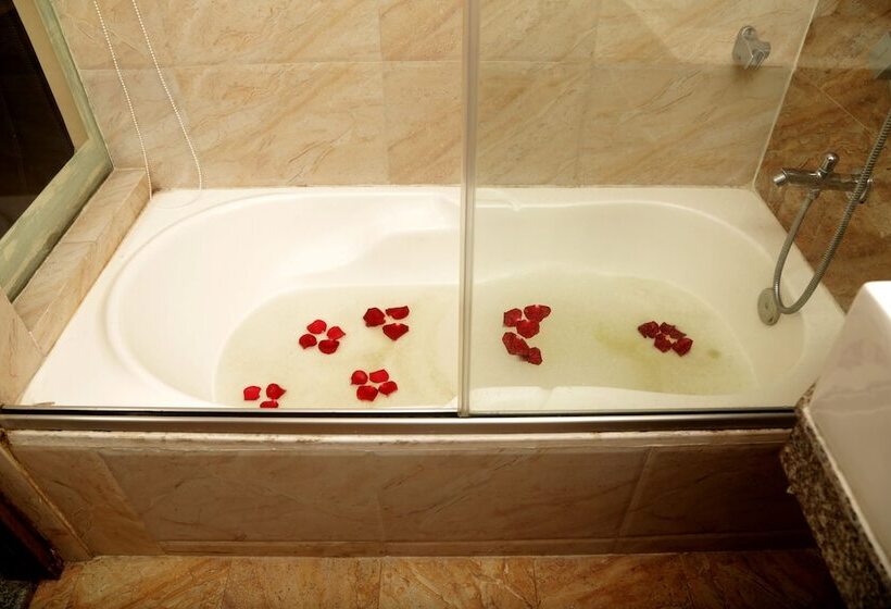 Pokój Deluxe Widok Miasto, Yellow Pagoda