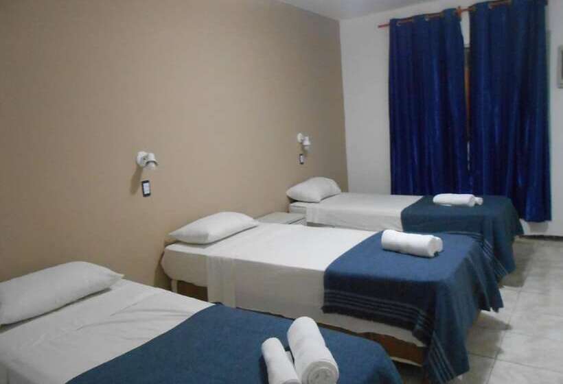 חדר סטנדרט לשלושה, La Gran Manzana