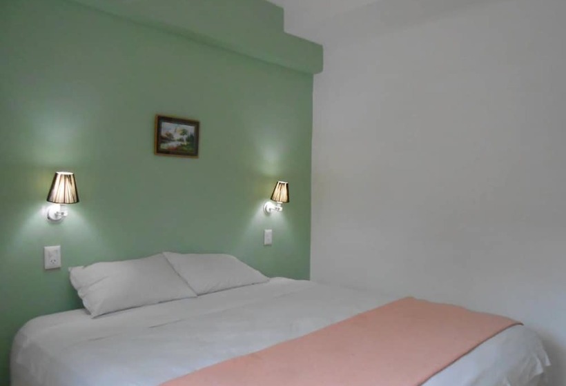 חדר סופריור לארבעה, La Gran Manzana