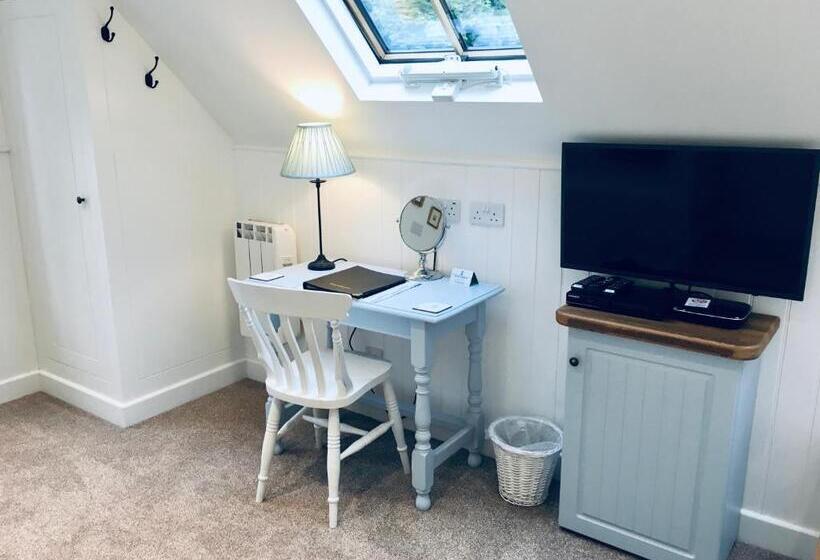 스탠다드 룸 킹사이즈 침대, House Of Agnes