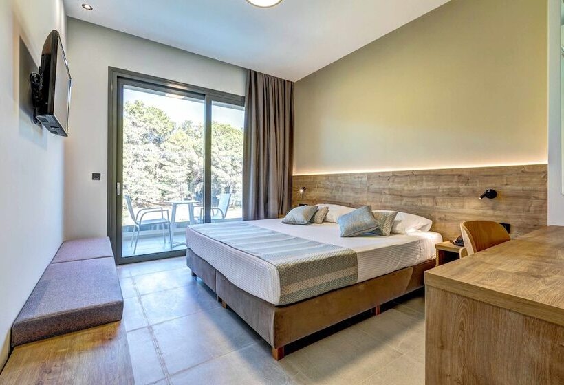 اتاق خانوادگی, White Olive Elite Laganas