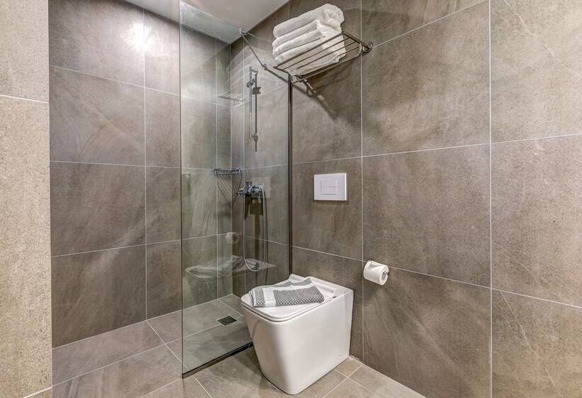 اتاق خانوادگی با چشمانداز استخر, White Olive Elite Laganas