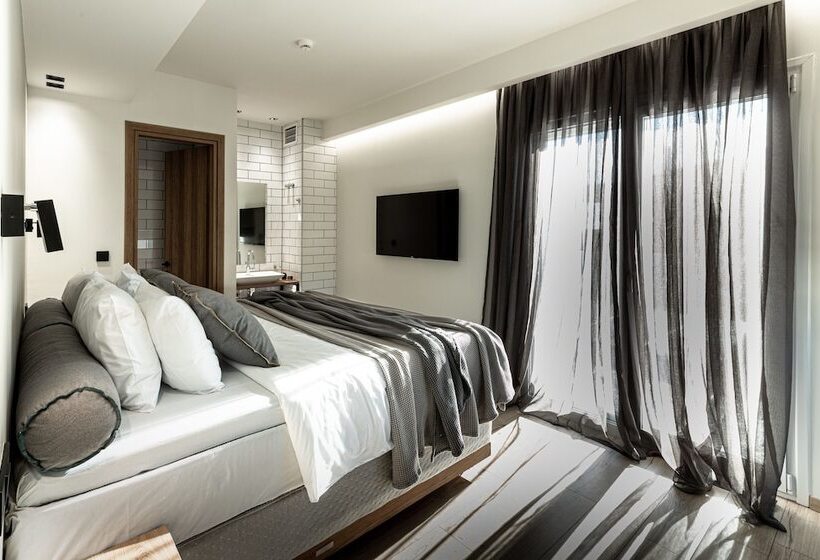 غرفة دور أخير, 31 Doors