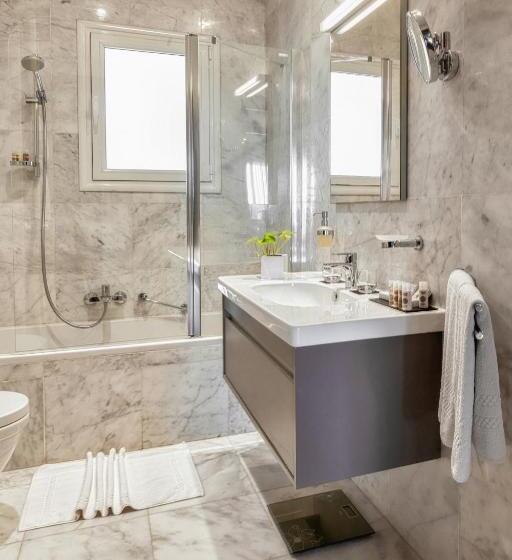 Deluxe Suite King Bed, Adam Hotel Suites